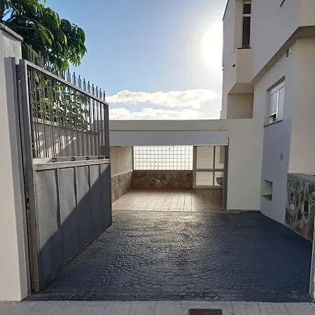 Enjoying Tenerife - Full With Swimming Pool * Santa Cruz de Tenerife